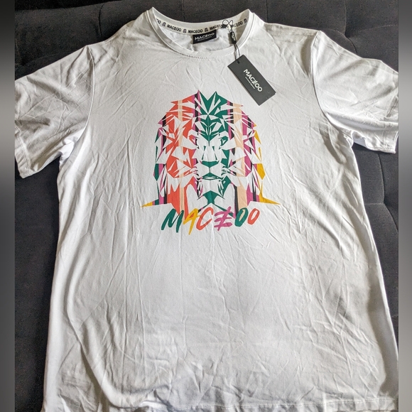 💙 MACEOO 💙 Lion Graphic Tee - Picture 3 of 6
